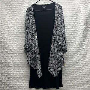 Tiana B. Black and WhiteDress Patterned Poncho